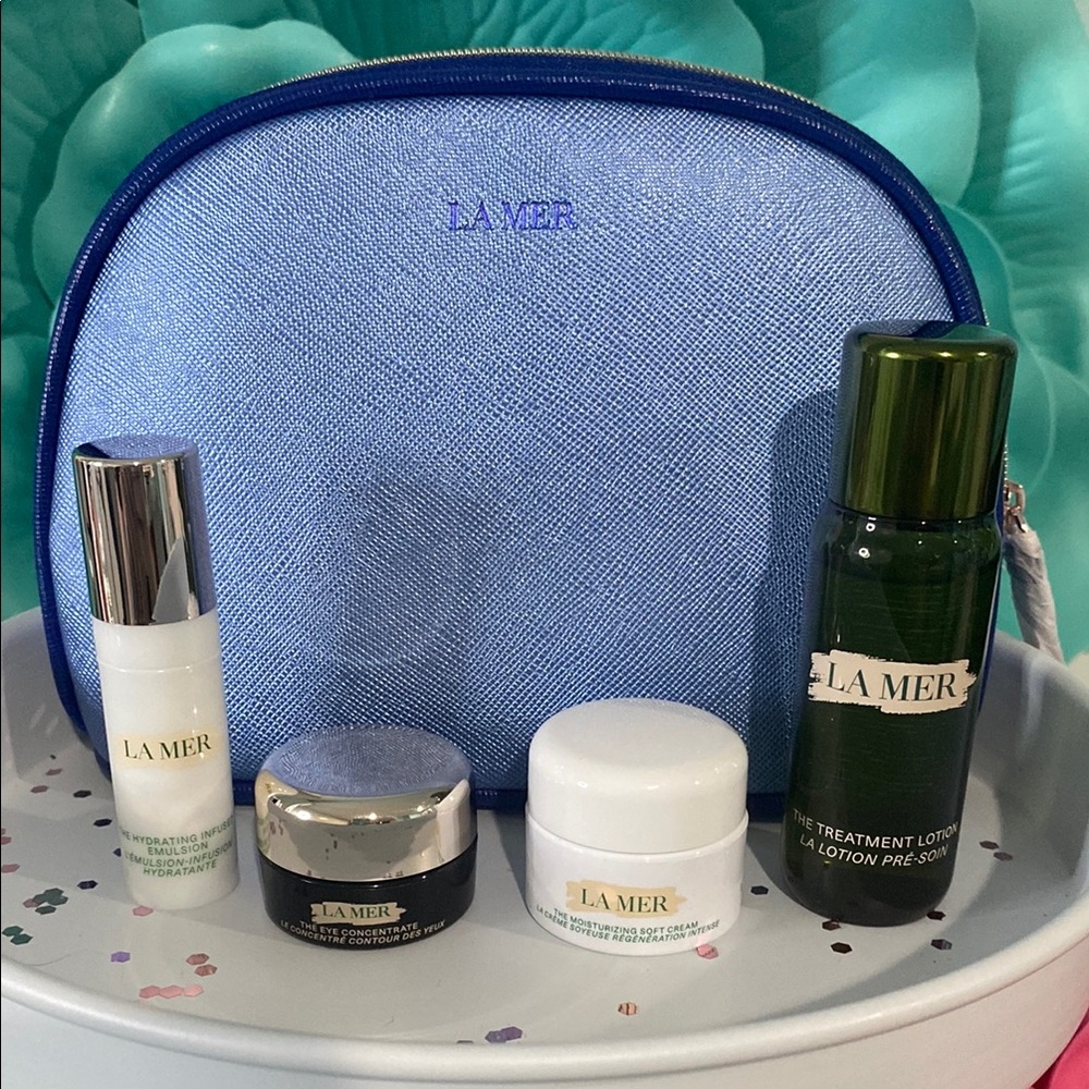 LA MER 5 piece Skincare Set with Blue Bag